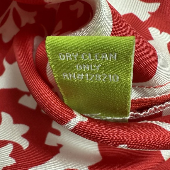 Elizabeth McKay Elephants Dancing Silk Blouse‎ Womens 12 Preppy Quiet Luxury - Picture 11 of 11